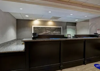 Hampton Inn Cortland hotel thumbnail 4