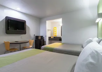 Motel 6 Riverside, CA - UCR East hotel thumbnail 7