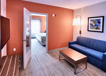 Holiday Inn Express Hotel & Suites Airport Dieppe by IHG hotel thumbnail 4