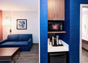 Holiday Inn Express Hotel & Suites Airport Dieppe by IHG hotel thumbnail 5