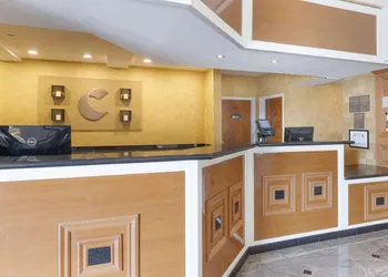 Comfort Suites Oceanside Camp Pendleton Area hotel thumbnail 2