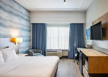 Quality Inn & Suites Levis hotel thumbnail 8
