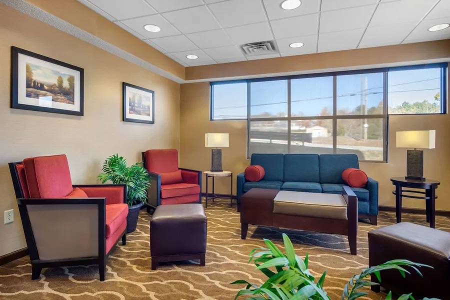 Comfort Inn & Suites LaGrange East hotel detail image 2