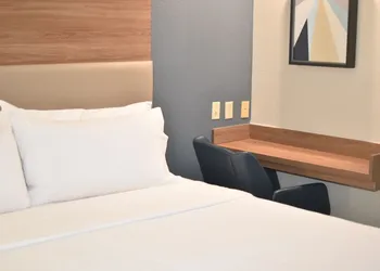 Candlewood Suites Fayetteville – University of Arkansas by IHG hotel thumbnail 6