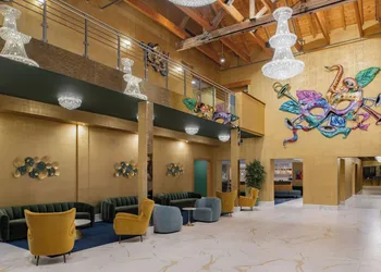 SpringHill Suites by Marriott New Orleans Warehouse Arts District hotel thumbnail 2
