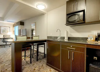 Holiday Inn Express & Suites Carlsbad Beach by IHG hotel thumbnail 5