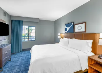 Staybridge Suites Phoenix - Glendale Sports Dist by IHG hotel thumbnail 6
