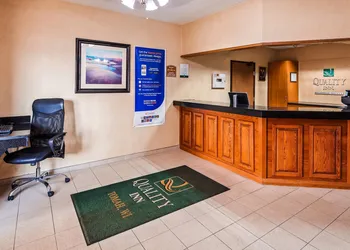 Quality Inn Tomah hotel thumbnail 2