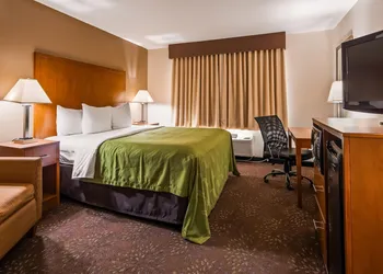 Quality Inn Tomah hotel thumbnail 4