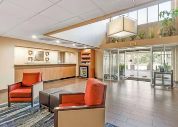 Comfort Inn Summerville - Charleston hotel thumbnail 2
