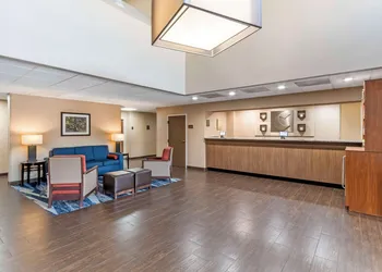 Comfort Inn Summerville - Charleston hotel thumbnail 3
