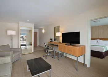 Holiday Inn Express & Suites Fraser - Winter Park Area by IHG hotel thumbnail 7