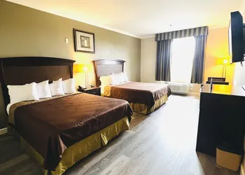 Harbor Inn & Suites hotel thumbnail 8