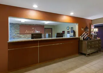 Quality Inn Petoskey hotel thumbnail 3