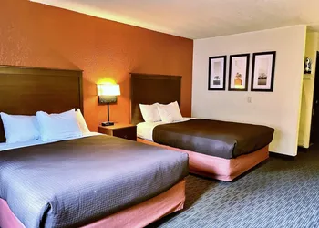 Quality Inn Petoskey hotel thumbnail 5
