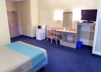 Motel 6 London, ON - Ontario hotel thumbnail 6