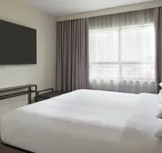 Kingston Marriott hotel detail image 7