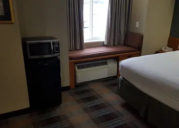 Microtel Inn & Suites by Wyndham Bozeman hotel thumbnail 8