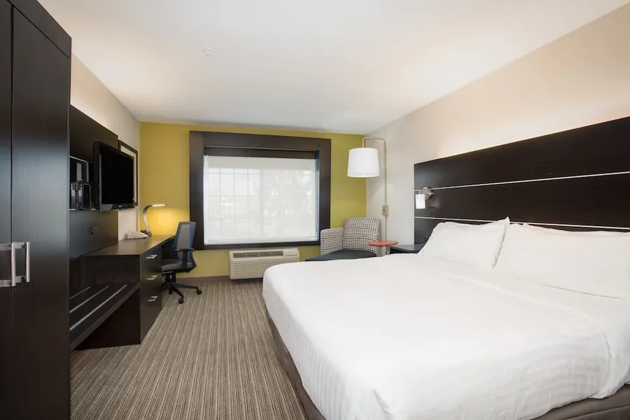 Holiday Inn Express Hotel & Suites Ft. Collins by IHG hotel detail image 6