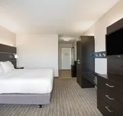 Holiday Inn Express Hotel & Suites Ft. Collins by IHG hotel detail image 7
