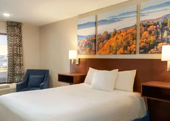 Days Inn by Wyndham Dillon hotel thumbnail 7