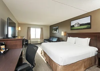 Canad Inns Destination Centre Club Regent Casino Hotel hotel thumbnail 8