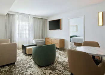 Courtyard by Marriott Pasadena/Old Town hotel thumbnail 8