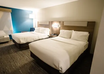 Holiday Inn Express & Suites Knoxville-North-I-75 Exit 112 by IHG hotel thumbnail 7