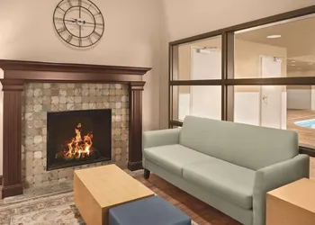 Country Inn & Suites by Radisson, Dayton South, OH hotel thumbnail 2