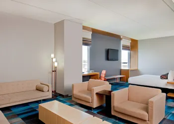 Aloft by Marriott Bolingbrook hotel thumbnail 7