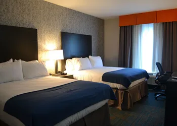 Holiday Inn Express Hotel & Suites Knoxville West -Papermill by IHG hotel thumbnail 4