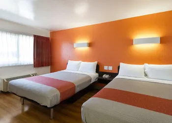 Motel 6 Claremont, CA hotel thumbnail 5