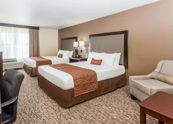 Wingate by Wyndham - Joliet hotel thumbnail 4