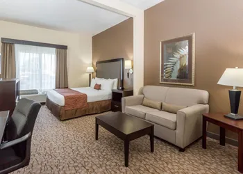 Wingate by Wyndham - Joliet hotel thumbnail 6
