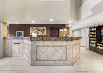 Best Western Executive Inn & Suites hotel thumbnail 3