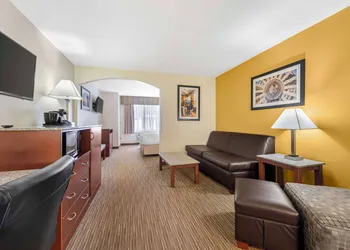 Best Western Executive Inn & Suites hotel thumbnail 8