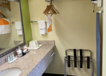 Quality Inn Elizabeth City near University hotel thumbnail 5