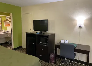 Quality Inn Elizabeth City near University hotel thumbnail 6