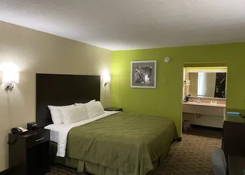 Quality Inn Elizabeth City near University hotel thumbnail 7