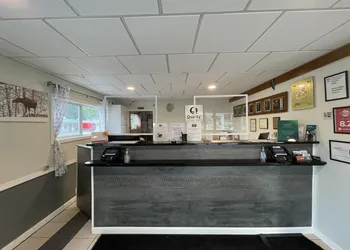 Quality Inn & Suites Lincoln I-93 hotel thumbnail 2