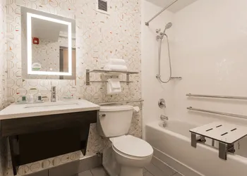 Holiday Inn Boone - University Area by IHG hotel thumbnail 3