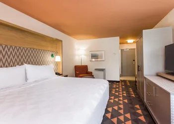Holiday Inn Boone - University Area by IHG hotel thumbnail 5