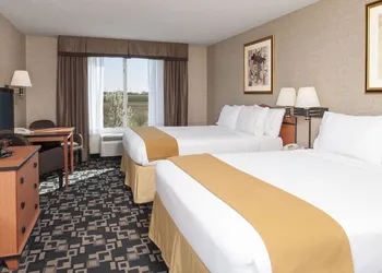 Holiday Inn Express Hotel & Suites Greenwood by IHG hotel thumbnail 8