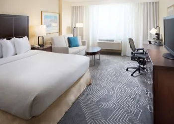 DoubleTree by Hilton Los Angeles - Commerce hotel thumbnail 6