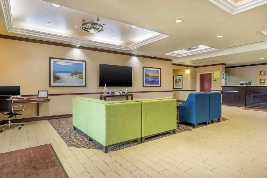 Comfort Inn & Suites Northeast - Gateway hotel detail image 2
