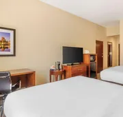 Comfort Inn & Suites Northeast - Gateway hotel detail image 7