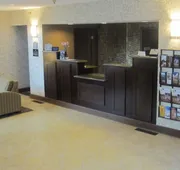 Best Western Plus The Inn & Suites At The Falls hotel detail image 5
