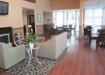 Best Western Plus The Inn & Suites At The Falls hotel thumbnail 7