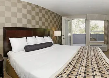 Hotel Med Park, an Ascend Collection Hotel hotel thumbnail 7