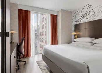 Courtyard by Marriott New York Manhattan / Chelsea hotel thumbnail 5